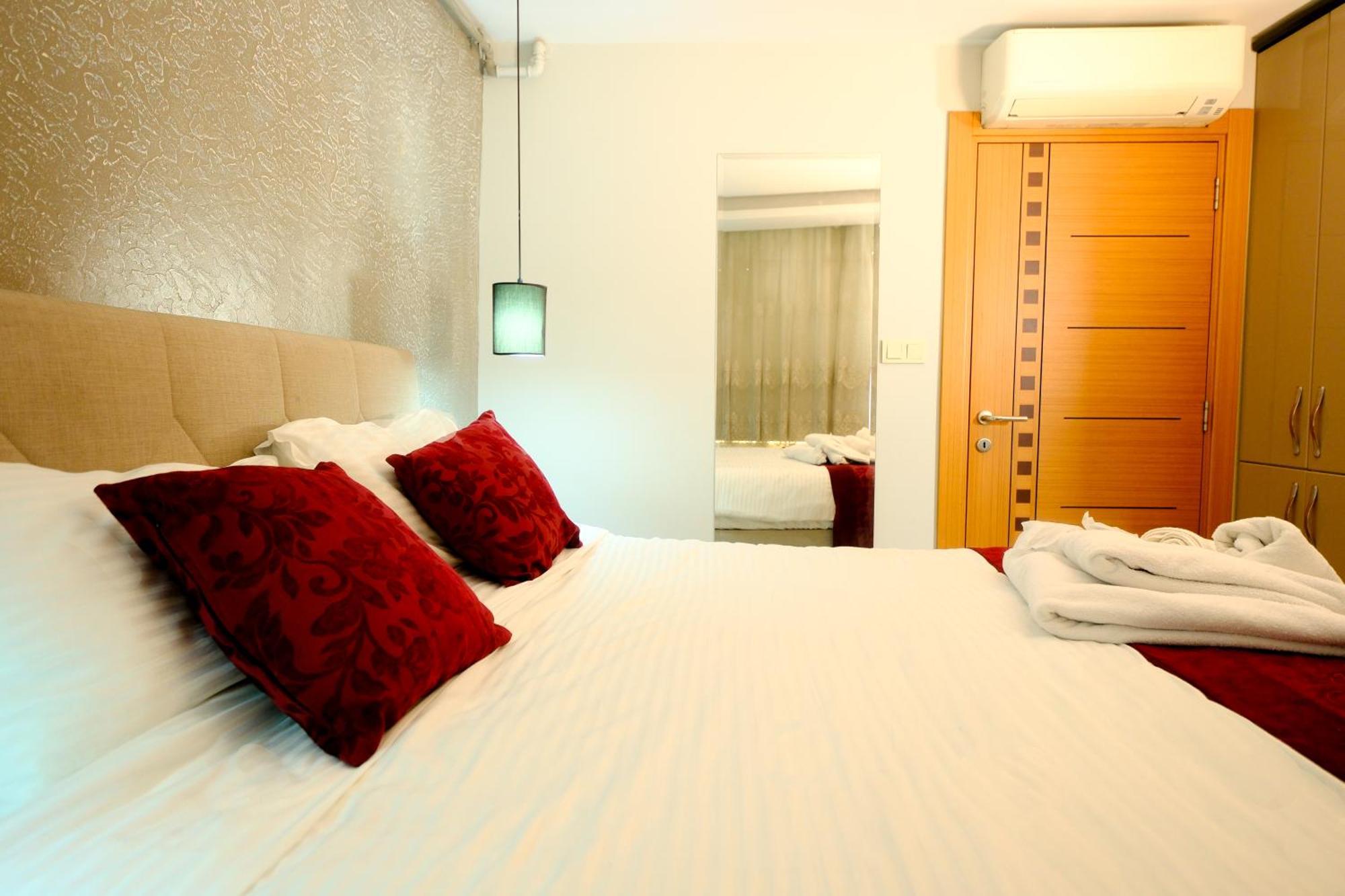 Taksim Celebi Suites — Photos 1